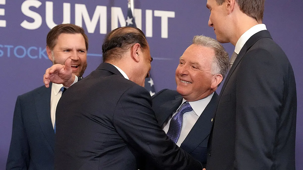 Američka delegacija stiže u Švicarsku. 