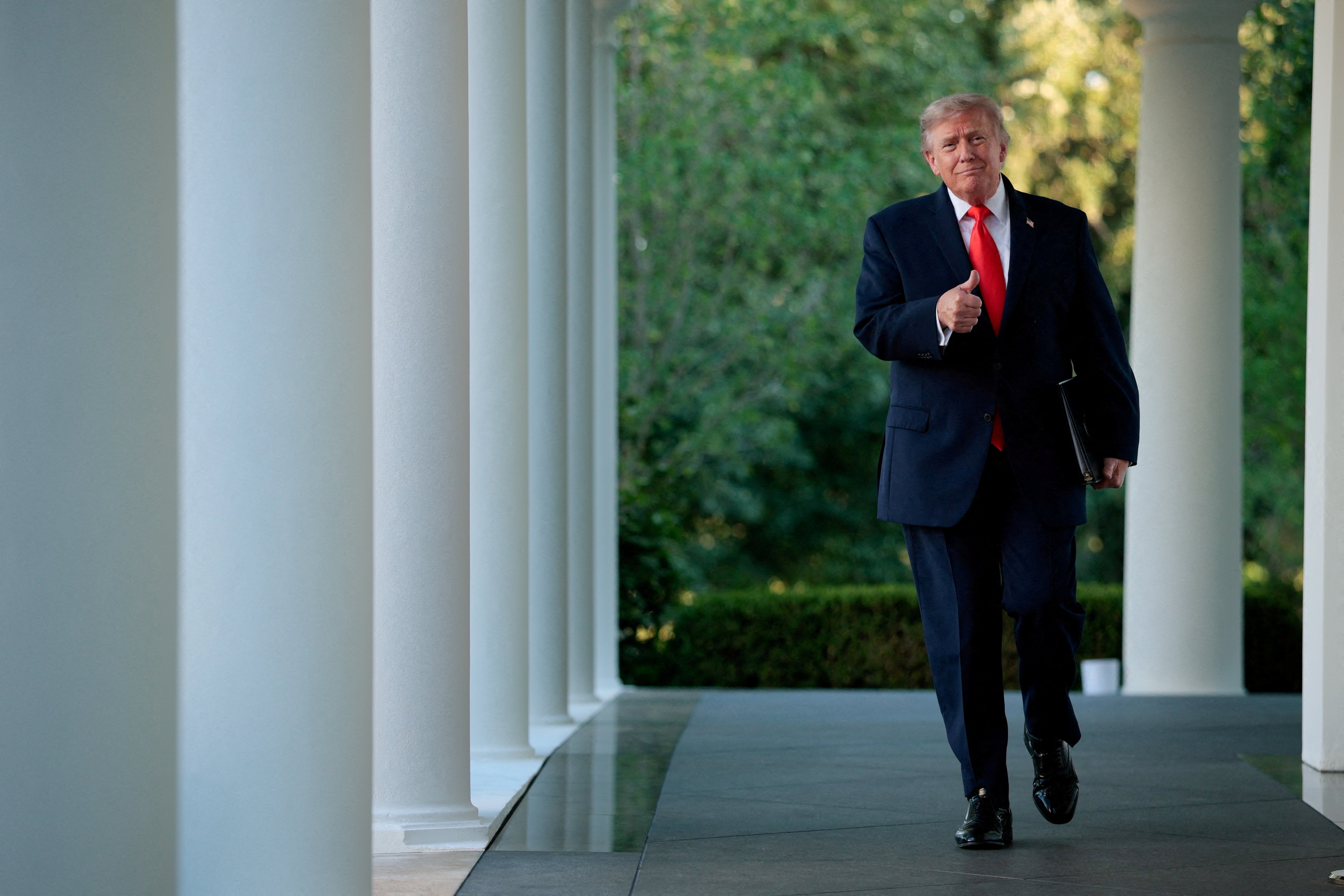 Trump napada voditeljicu Fox Newsa da je prema njemu premalo ulizička