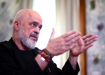 Albanski premijer Edi Rama odgovara na prosvjede povezanih s Kushnerom zbog luksuznih odmarališta