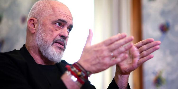Albanski premijer Edi Rama odgovara na prosvjede povezanih s Kushnerom zbog luksuznih odmarališta