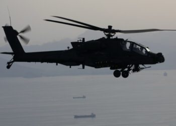 Američki helikopter srušio se blizu Hormuškog tjesnaca — RT World News