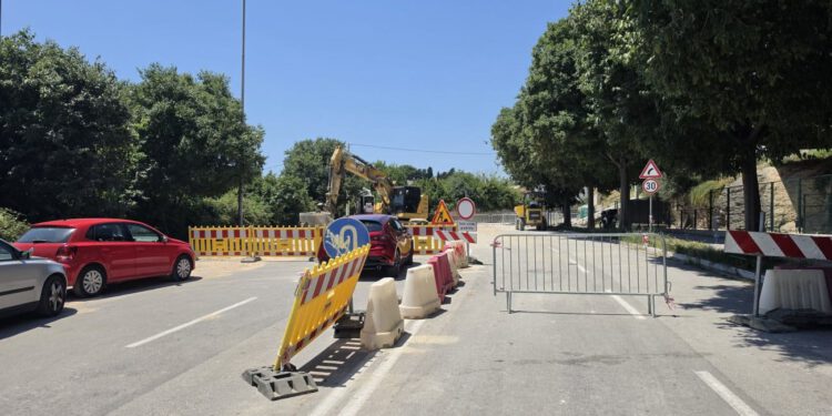 Barbir traži prometno rasterećenje Trstenika zbog radova: “Građani nisu tražili ništa izvanredno. Traže samo ono što im je obećano”