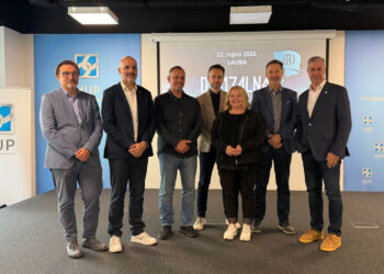 Digitalna (R)evolucija 2026. vraća se u Laubu – peto izdanje konferencije u rujnu donosi praktične primjere uspješne digitalne transformacije