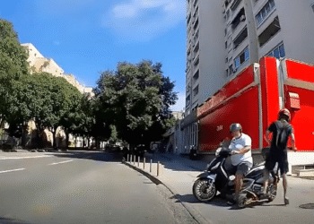Dijeli se uznemirujući video sa splitskih prometnica: Sekunde dijelile od nesreće