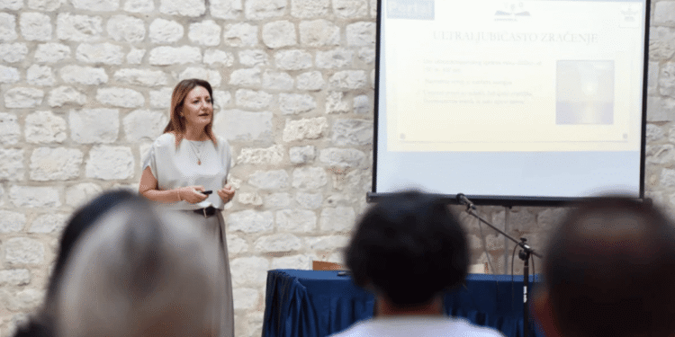Dr. Martina Kuzmanić održala predavanje u Kaštelima i otkrila kako se pravilno zaštititi od sunca