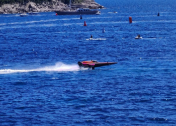 Električne jurilice ponovno zavladale Dubrovnikom: Danas se vozi finale E1 utrke (FOTO/VIDEO)