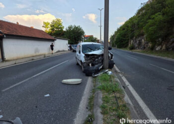 FOTO Sudar na Novoj gradskoj magistrali izazvao velike gužve u smjeru Rodoča