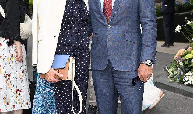 Gabby Logan otkriva da će propustiti proslavu svoje 25. godišnjice braka sa suprugom Kennyjem jer se sprema za povijesnu nastup domaćina finala Svjetskog prvenstva