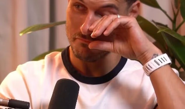 Gorka Marquez brizne u suze dok mu njegova zaručnica Gemma Atkinson pokazuje slatki video njihove kćeri Mie, 6