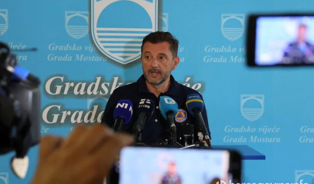 Gradonačelnik Kordić: ‘Mostar trenutačno ima 500 tona smeća. Izgorilo je postrojenje koje smo imali jedini u BiH’