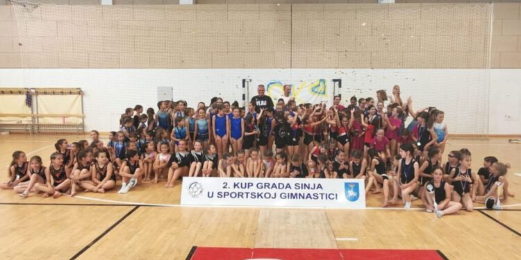 Gradonačelnik Sinja Miro Bulj otvorio 2. Kup Grada Sinja i najavio izgradnju moderne gimnastičke dvorane