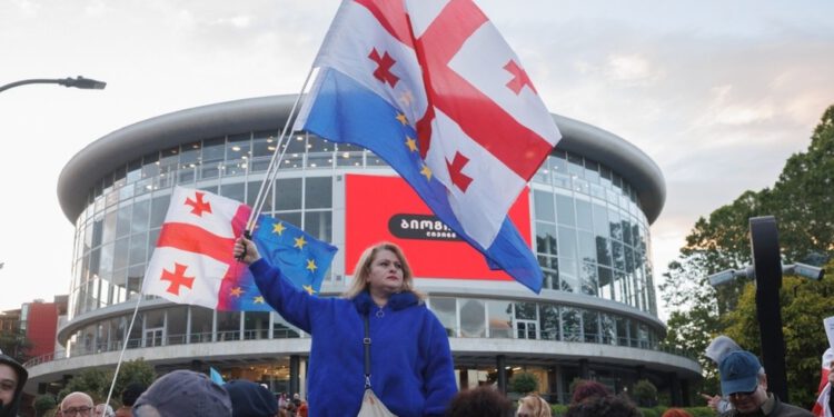 Gruzija se sukobila s EU-om oko sankcija Rusiji i bezviznog putovanja (VIDEO) — RT Rusija i bivši Sovjetski Savez