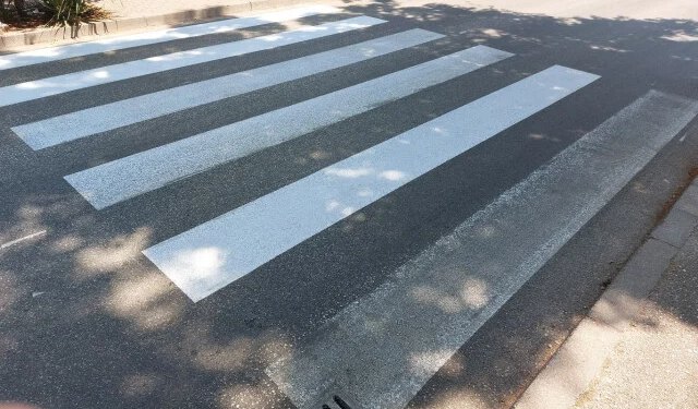 Horizontalna signalizacija u Mostaru: ‘Boja izblijedi par sati nakon bojanja…’