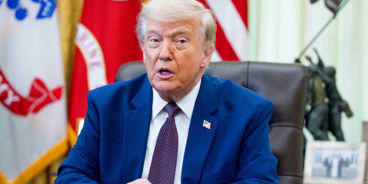House usvaja zakon o pomoći Ukrajini dok republikanci prelaze stranačke granice, prkose Trumpu