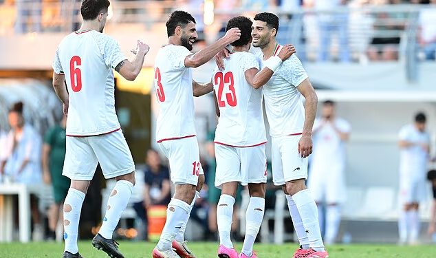 Iranska reprezentacija Svjetskog kupa ‘kuje zavjeru’ protiv Amerike dok zapovjednik režima turnir proglašava ‘bojnim poljem’