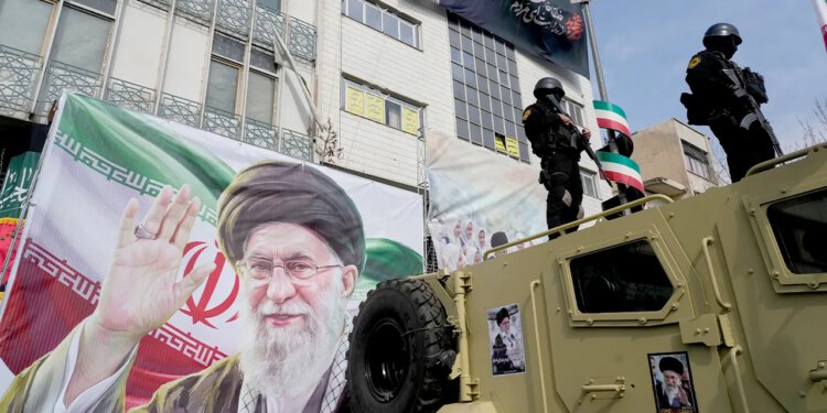 Iranski pogreb Khameneija je oklada da će američki mirovni sporazum održati, upozorava stručnjak