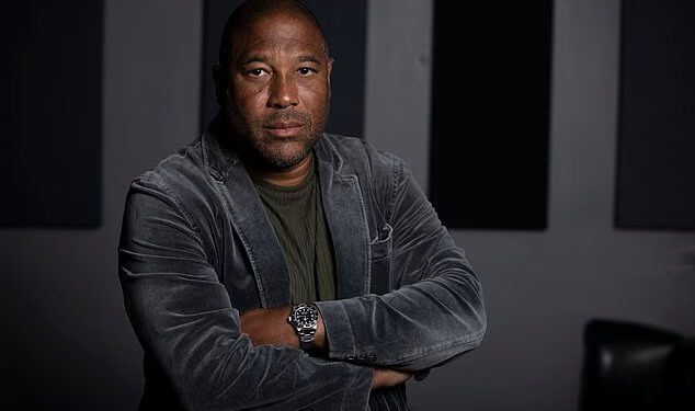 John Barnes otkriva tajnu borbu protiv raka: legenda Liverpoola i Engleske (62) govori o dijagnozi nakon uklanjanja prostate i priznaje da ‘malo ljudi zna’