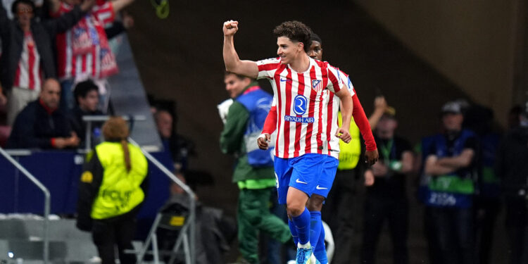 Julian Alvarez u Barçi? Cerezo se ne slaže: “Ostanite s nama”
