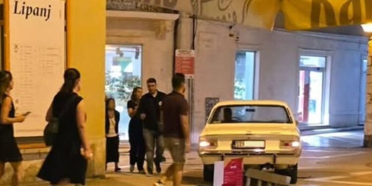 Kako je ovo moguće? Vozač se provozao pješačkom zonom u samom centru Splita