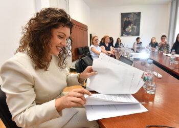 Kako umjetnu inteligenciju i digitalne alate pretvoriti u prednost za male poduzetnike