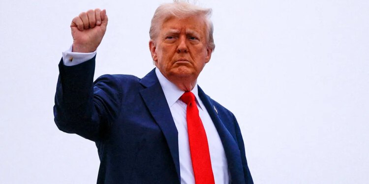 Kandidati koje podržava Trump pobjeđuju u 2 od 3 utrke u drugom krugu izbora u Georgiji i Alabami