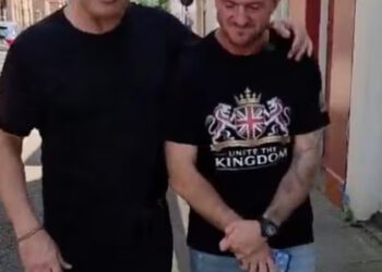Karl Stefanovic podijelio je Australce pozivajući britanskog ekstremno desnog aktivista u svoj podcast: ‘Jebeni si druže’