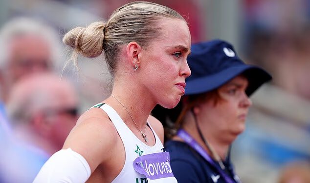 Keely Hodgkinson dramatično se povukla iz finala u suzama samo NEKOLIKO MINUTA prije utrke na UK Athletics Championships