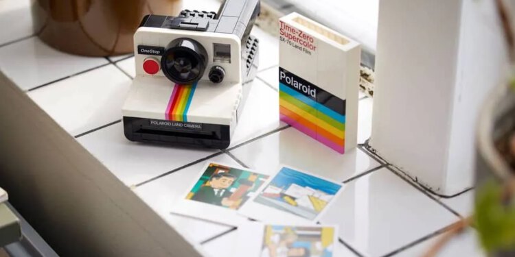 LEGO Polaroid OneStep SX-70 fotoaparat je u prodaji za zadnji dan Prime Daya