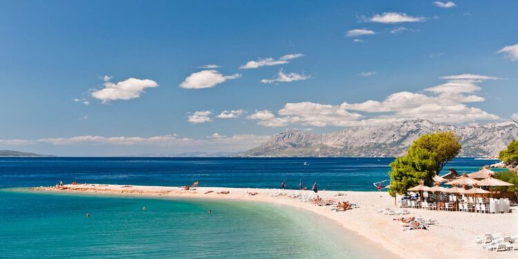 LJETO U PUNOM SJAJU Jadran prže visoke temperature, evo gdje će biti najtoplije