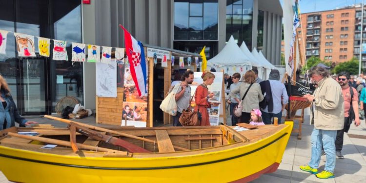 Mali komiški brodovi na velikom Atlantiku: “Palagruža u Baskiji”