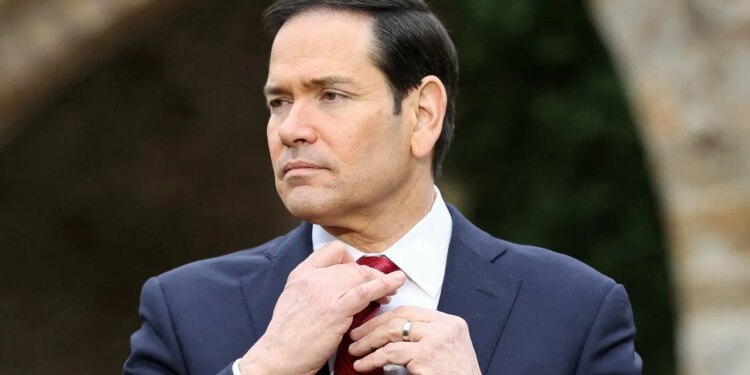 Marco Rubio nazove saslušanje Housea cirkusom nakon što ga je zastupnik Demokratije pitao za cipele