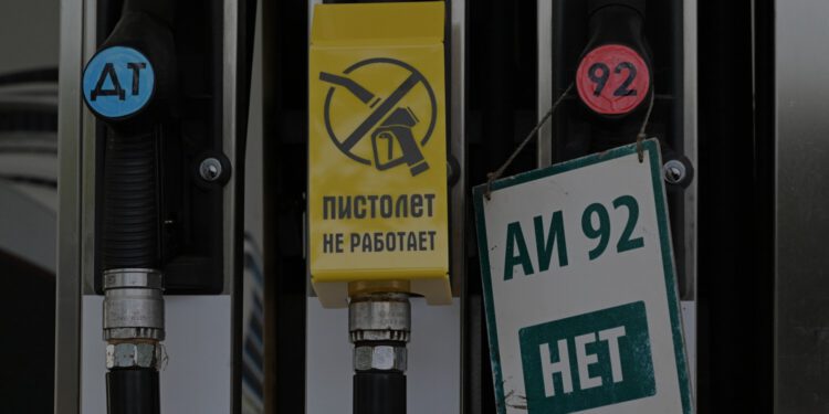 Moskva priznaje ‘određene probleme’ s opskrbom gorivom zbog ukrajinskih napada