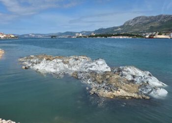 Na površinu isplivao plavi azbest