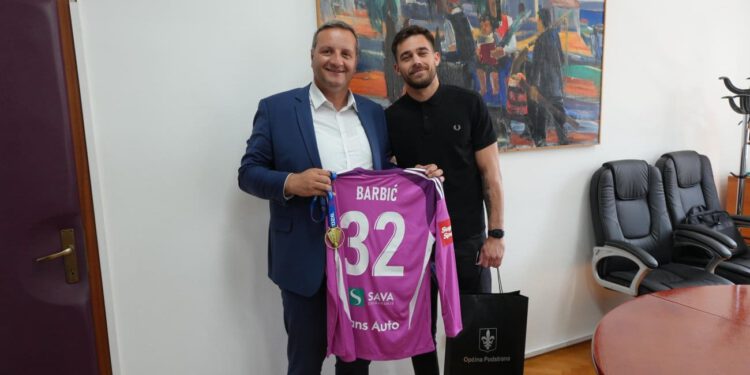 Načelnik Podstrane primio nogometaša Franu Barbića nakon plasmana NK Rudeš u SuperSport HNL