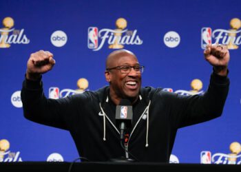 Od Bena Stillera do Fat Joea, slavni obožavatelji Knicksa počinju raditi na treninzima NBA finala