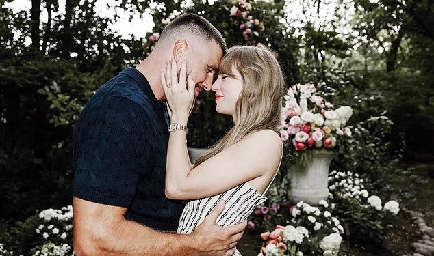 ‘Oštar’ tekstovi Taylor Swift koje je Travis Kelce ZANEMIRAO nakon njihovih prvih spojeva: Bila je ‘odmah ozbiljna’… ali on je htio ‘bez obaveza’, otkrivaju insajderi koji govore kako se romansa skoro nije dogodila