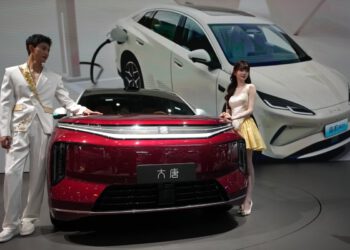 Pentagon označava tehnološkog diva Alibabu i proizvođača električnih automobila BYD kao pomagače kineskoj vojsci