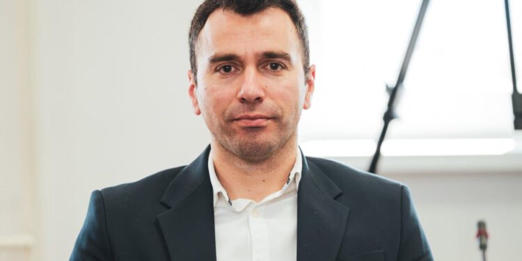 Piplica (HDZ) Skoki (Centar): “KK Split ste ostavili na aparatima za održavanje života i s dugom od 1,4 milijuna eura”