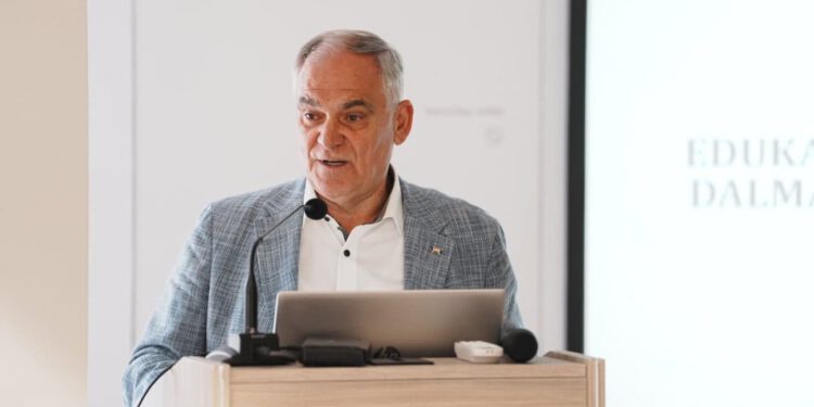 Počinje energetska obnova Osnovne škole Stjepan Radić u Imotskom vrijedna 1,65 milijuna eura