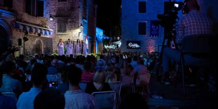 Počinje jubilarno izdanje Omiškog festivala
