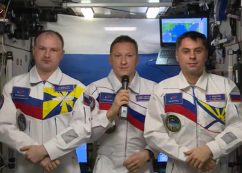 Posada NASA-e nalazi se u zaklonu dok ruski kozmonauti popravljaju curenje na ISS-u — RT World News