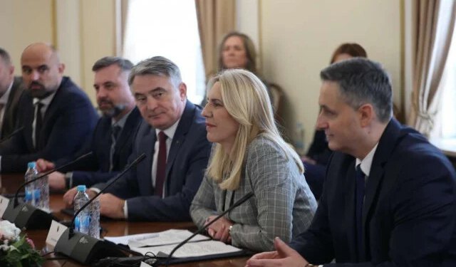 Predsjedništvo BiH odbilo proračun za 2026. godinu: Cvijanović za, Komšić protiv, Bećirović suzdržan
