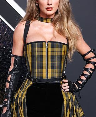 Prijatelji s A-liste Taylor Swift, Miles Teller i supruga Keleigh, ‘odbacili’ su se od njezinog nadolazećeg vjenčanja usred glasina o razdoru