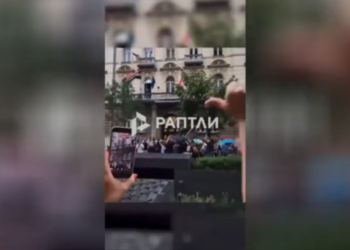 Prosvjednici zvižduju novog mađarskog premijera zbog EU migracijskog pakta (VIDEO) — RT World News