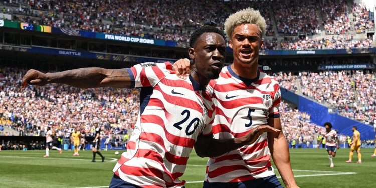 SAD protiv Australije UŽIVO: Rani gol poslao Seattle u kolaps dok se USMNT približava nokautima na Svjetskom prvenstvu