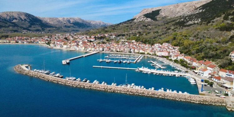 SVEČANO OTVORENJE Luka Baška je dobila novo, ljepše lice!