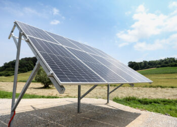 Solarni paneli koji se priključuju u utičnicu postaju sve popularniji: Njihovo je postavljanje vrlo jednostavno