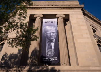 Southern Poverty Law Center pokreće sankcije protiv DOJ-a nakon što je nepotpisana optužnica podijeljena medijima