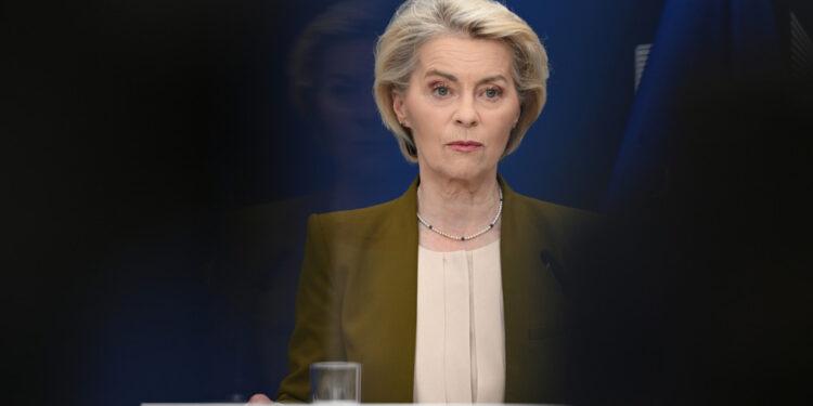 Sudski savjetnik EU-a zadao još jedan ‘Pfizergate’ udarac von der Leyen — RT World News