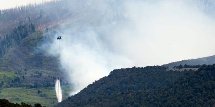 Šumski požari u Utahu: Tri su vatrogasca poginula dok su gasili velike požare duž granice s Coloradom